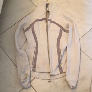 lululemon jacket